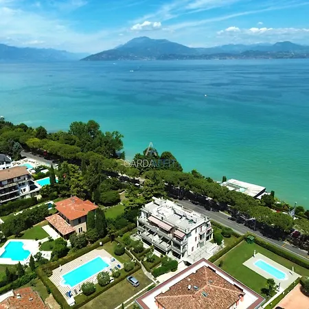 Lakeside - Vista Nel Cuore Di Апартаменты